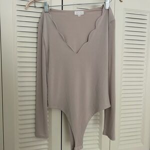 Scalloped Neck Long Sleeve Bodysuit